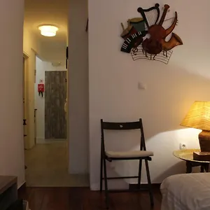 apartamento-s-miguel-alfama.hotels-lisbon-portugal.com/